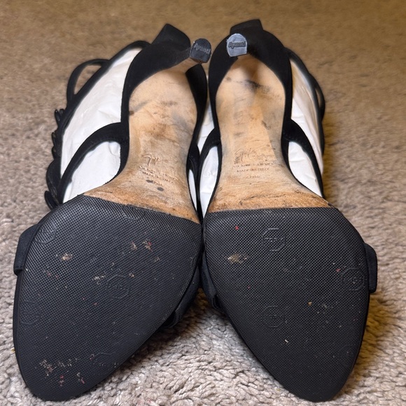 Giuseppe Zanotti Black Leaf-Embellished Heels - Picture 9 of 16